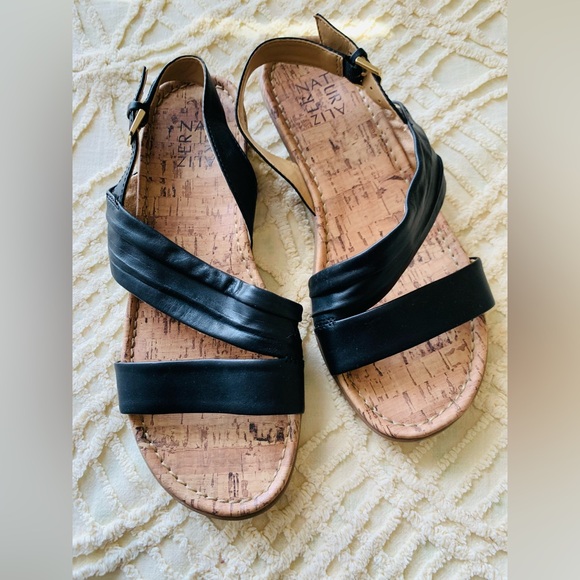 Naturalizer black leather strap sandals - 7.5 - Picture 2 of 5